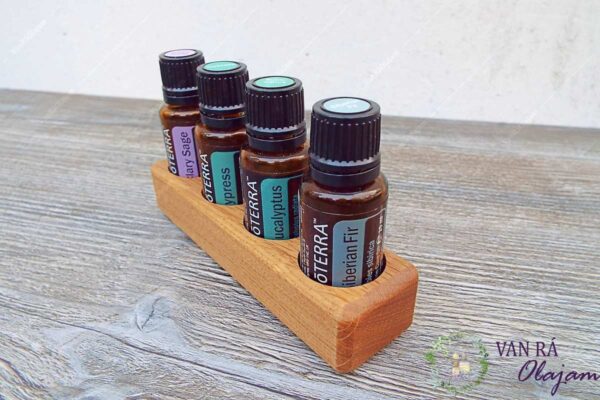 4x15 ml illóolaj tároló tölgyfából